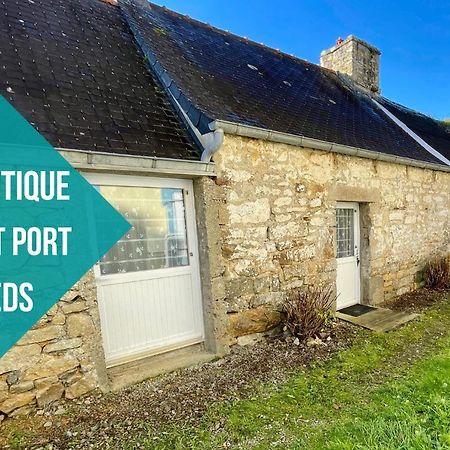 Authentique Penty Au Coeur Du Bourg Apartment Roscanvel Екстериор снимка